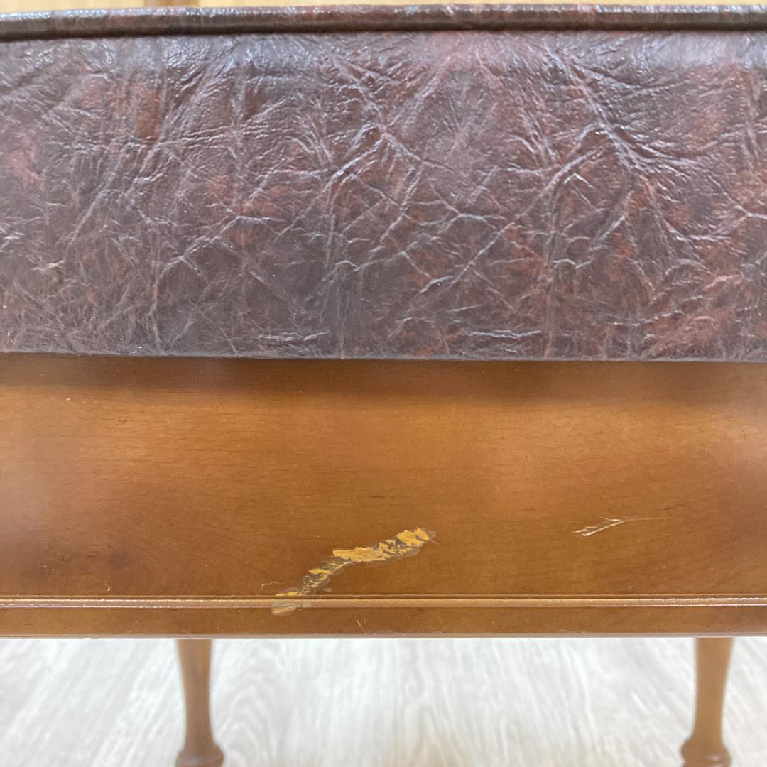 徳田家具　TOKUDA 　デスクチェア　椅子　アンティーク調