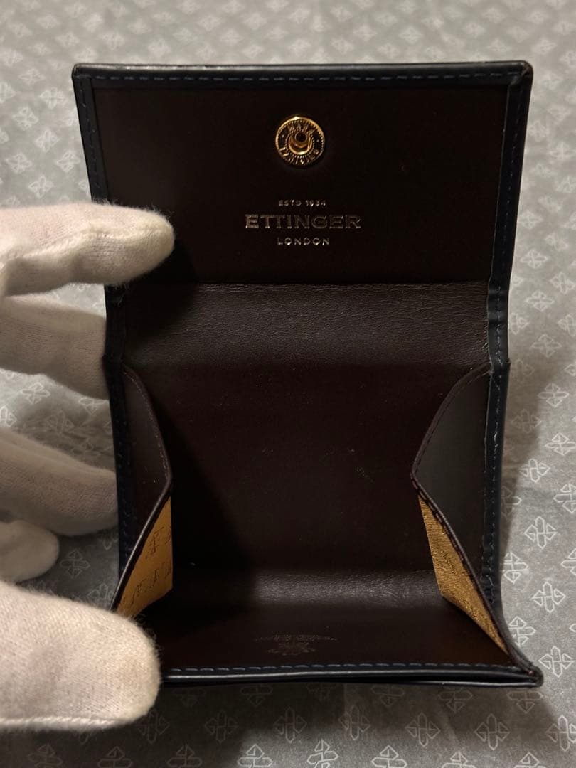 と*も様 【新品】 正規店購入 エッティンガー ケース (小銭入れ) ネイ
