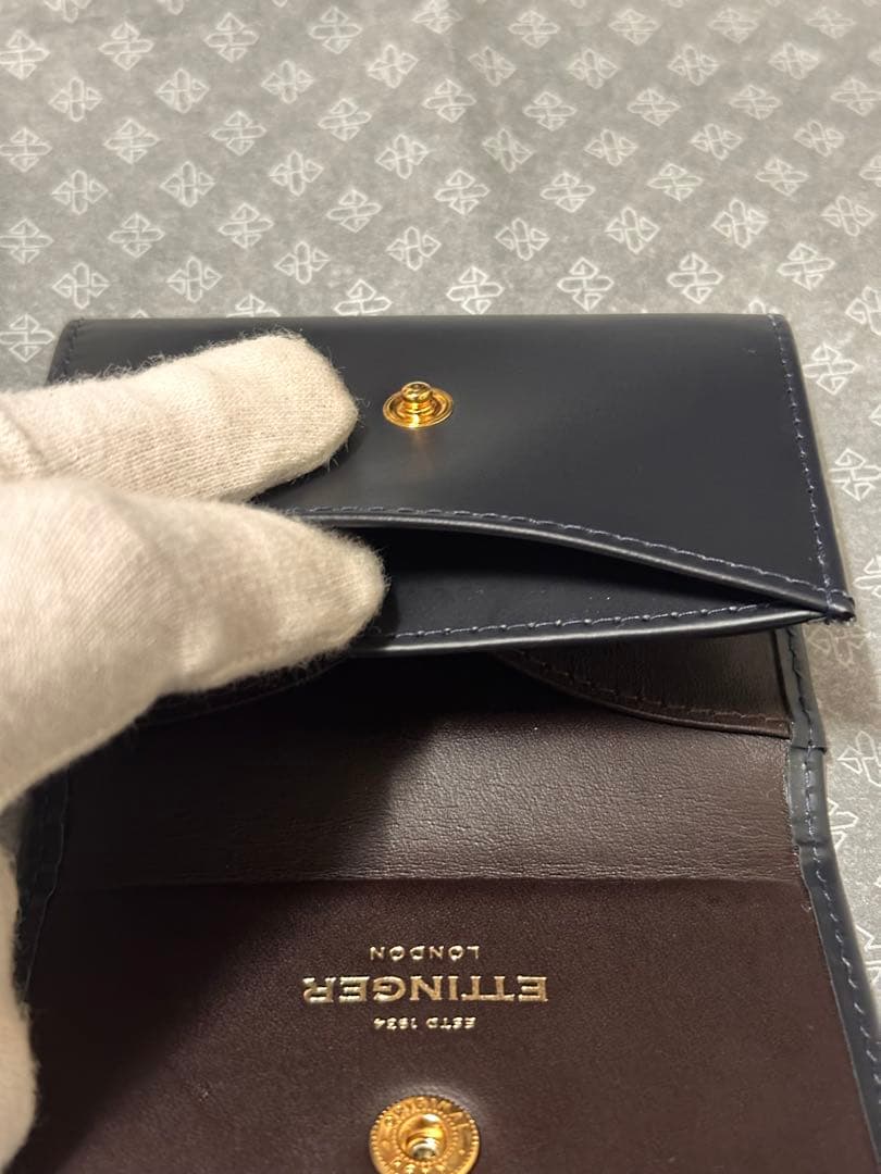 と*も様 【新品】 正規店購入 エッティンガー ケース (小銭入れ) ネイ