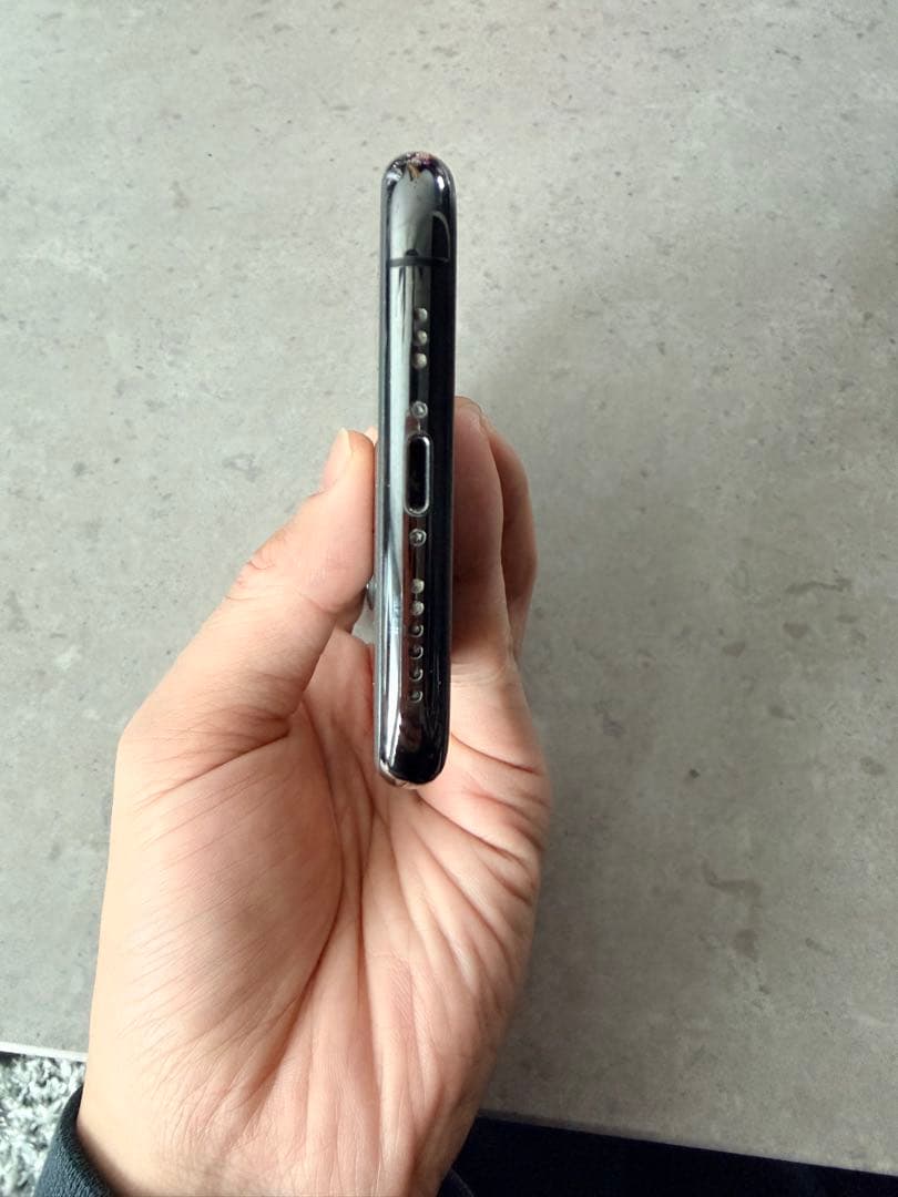 Apple iPhone 11 Pro 256GB 美品　ラピッド