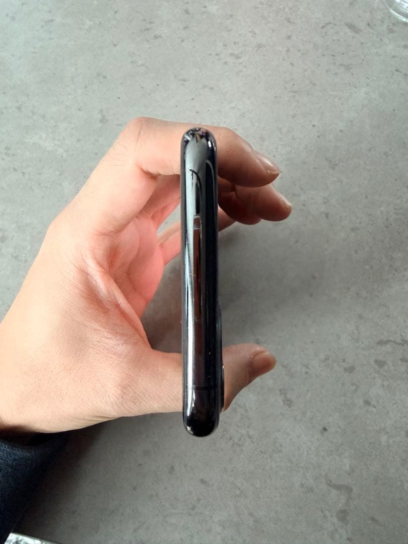 Apple iPhone 11 Pro 256GB 美品　ラピッド