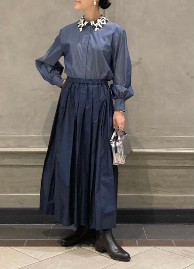 【美品】ユナイテッドアローズ　レースカラー2WAYブラウス　コバルト