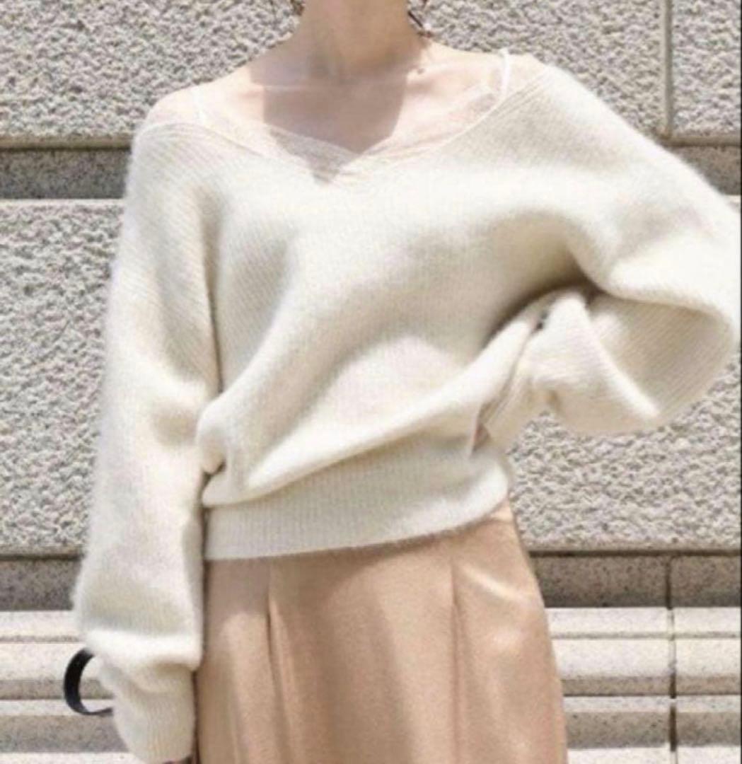 フレイアイディー　完売品 レーストリムラクーンニット　ホワイト　レース