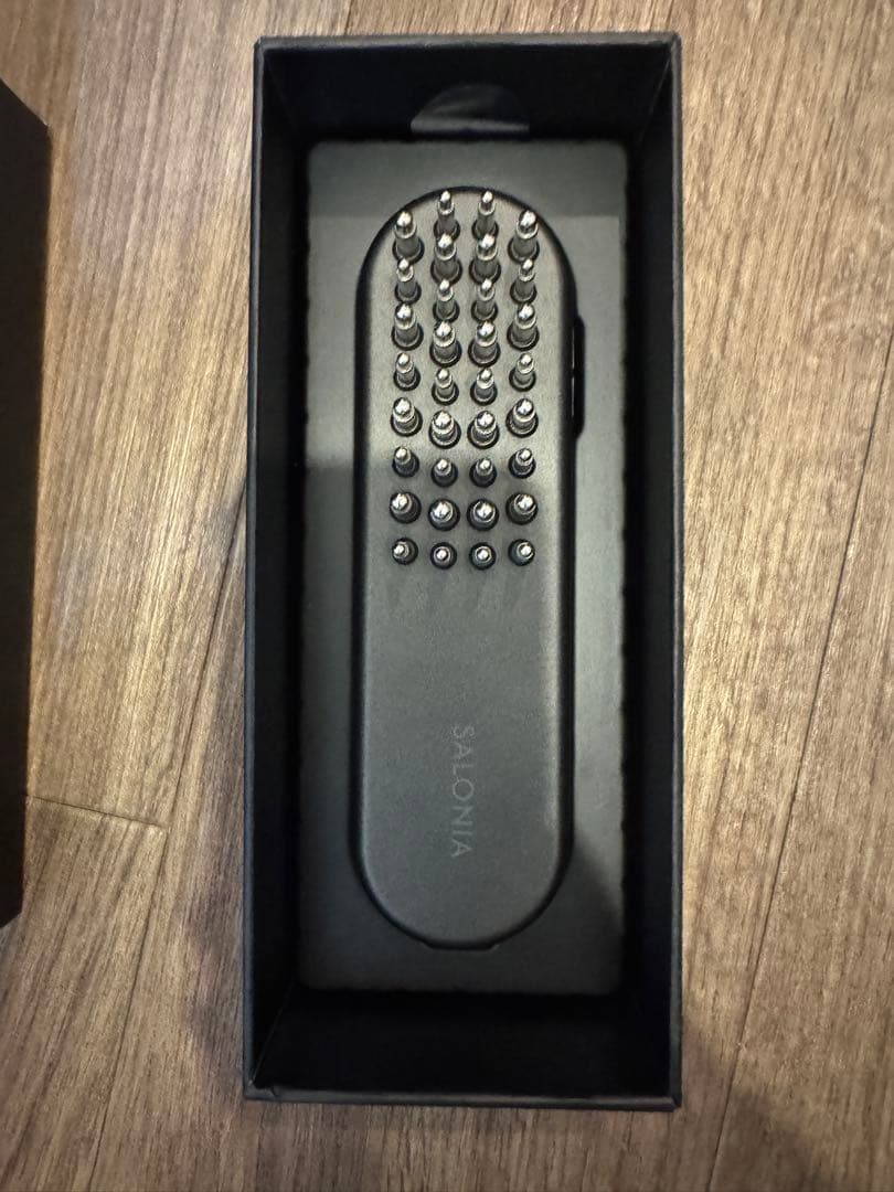 【美品・即日発送】EMS LIFT BRUSH SALONIA 美顔器