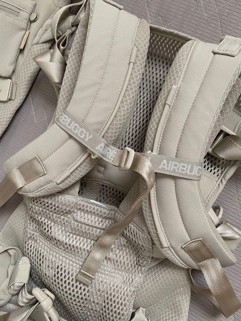 専用エアバギー　抱っこ紐セット　BASIC Plus サンドアッシュ(ベージュ)