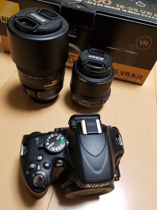 NIKON 一眼レフカメラ　D5100 ダブルズームキット
