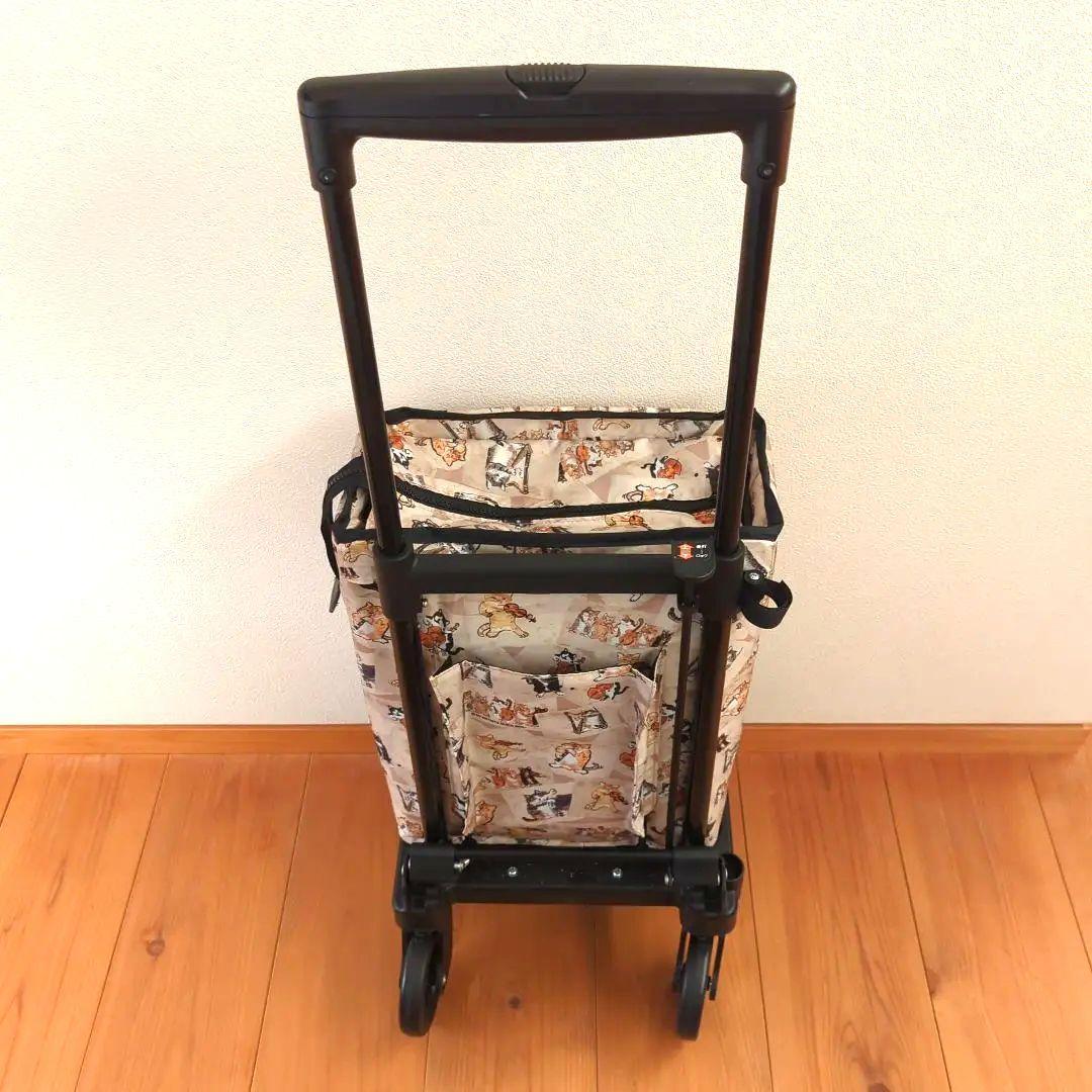 かわいいネコ柄のショッピングカート