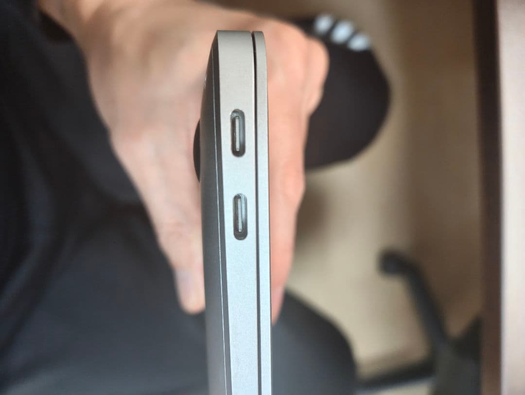 超美品　Apple MacBook Air M1 2020