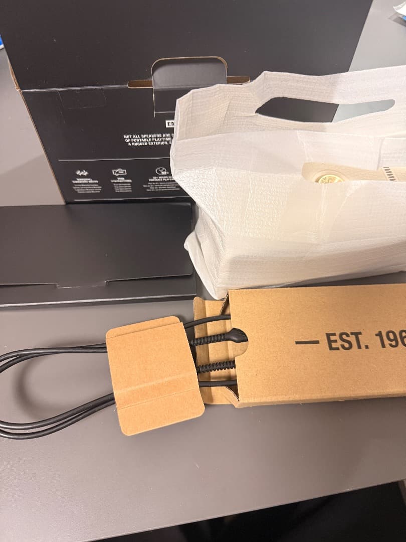 【箱あり美品】Marshall Emberton Ⅲ ホワイト　マーシャル