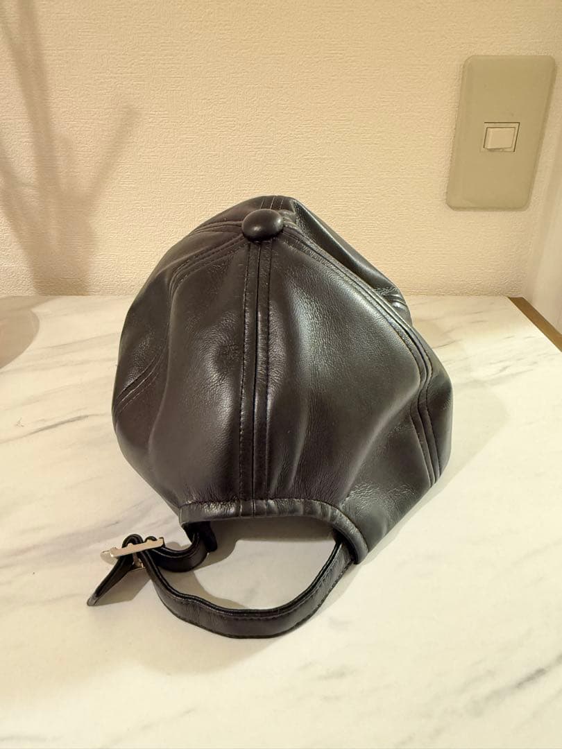 メゾンスペシャル　帽子　ユニセックス　レザーキャップ