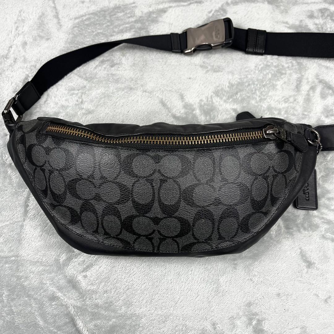 Coach コーチ ボディバッグ シグネチャー ブラック 黒 斜め掛け◎