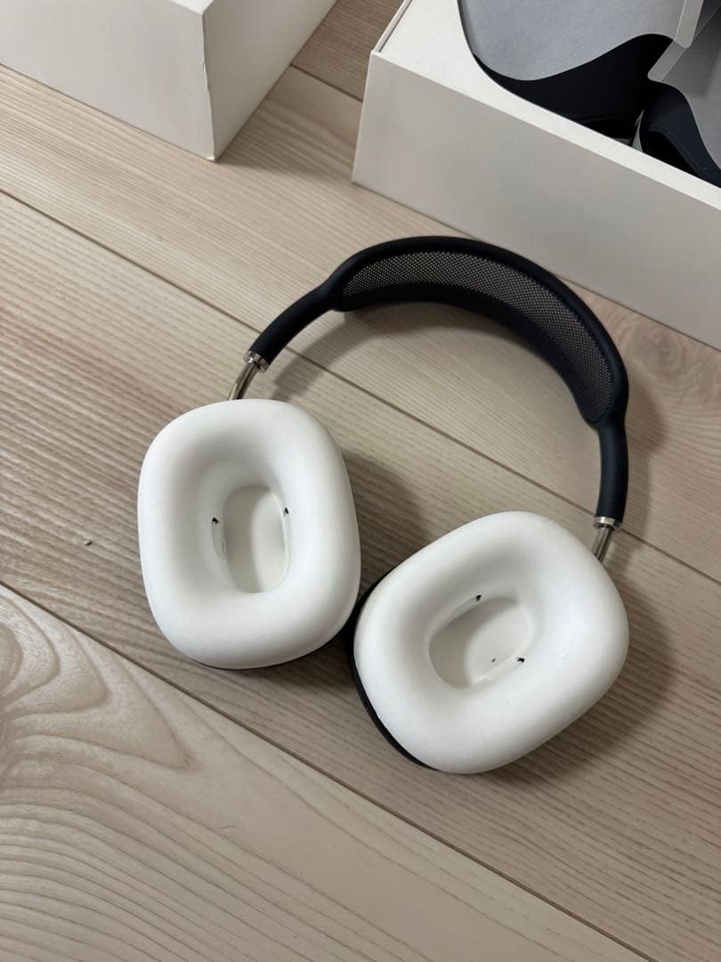 ヘッドホン AirPodsmax black