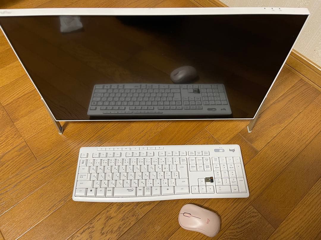 Fujitsu ESPRIMO FH52/E1 デスクトップPC