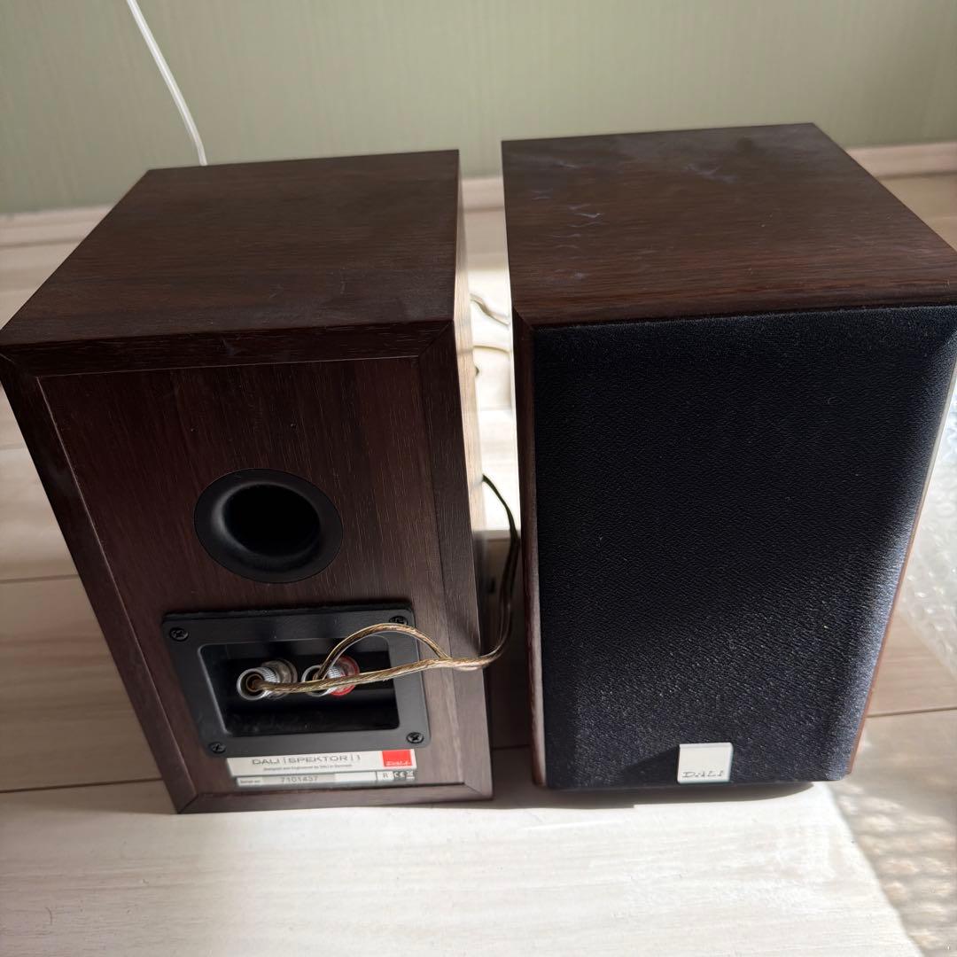 dali スピーカー spektor1