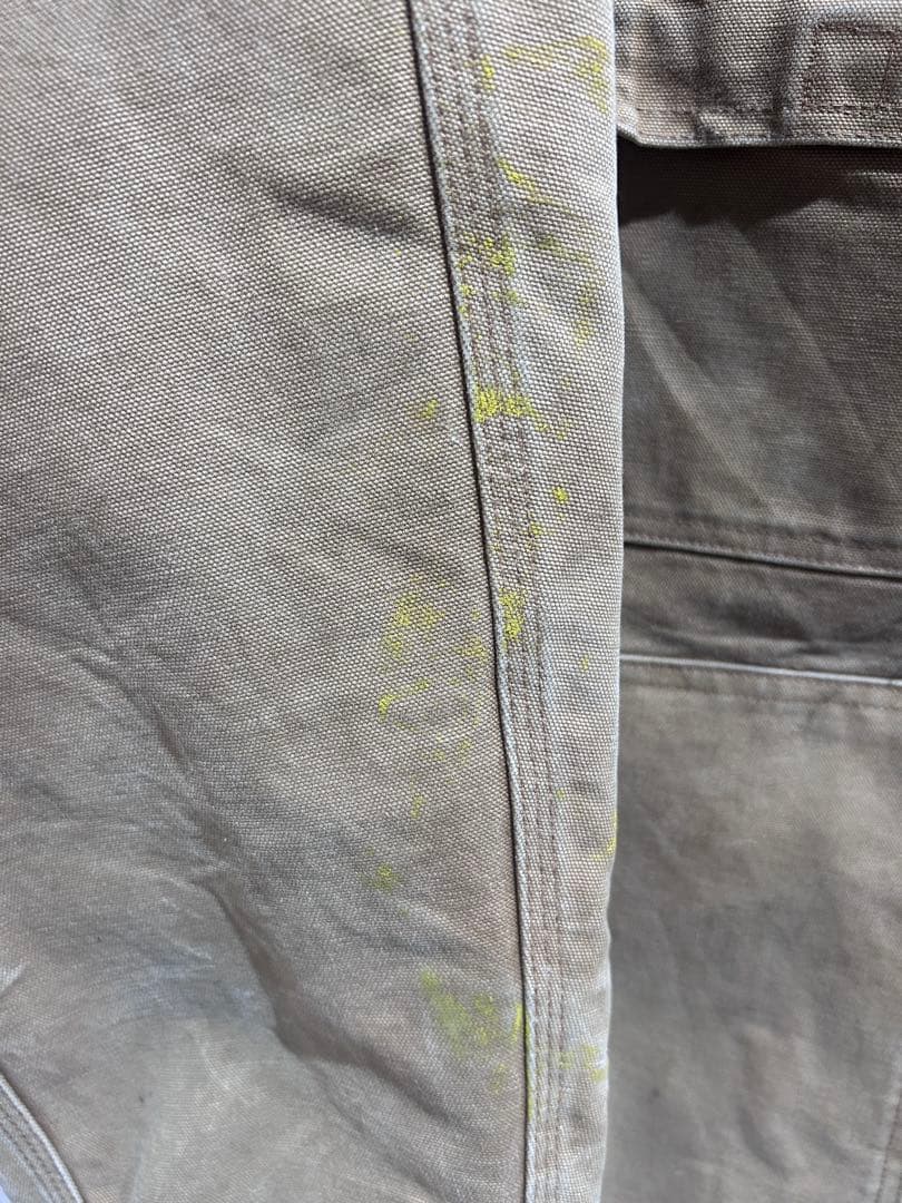 Carhartt ブラウンジャケット フロントポケット付き