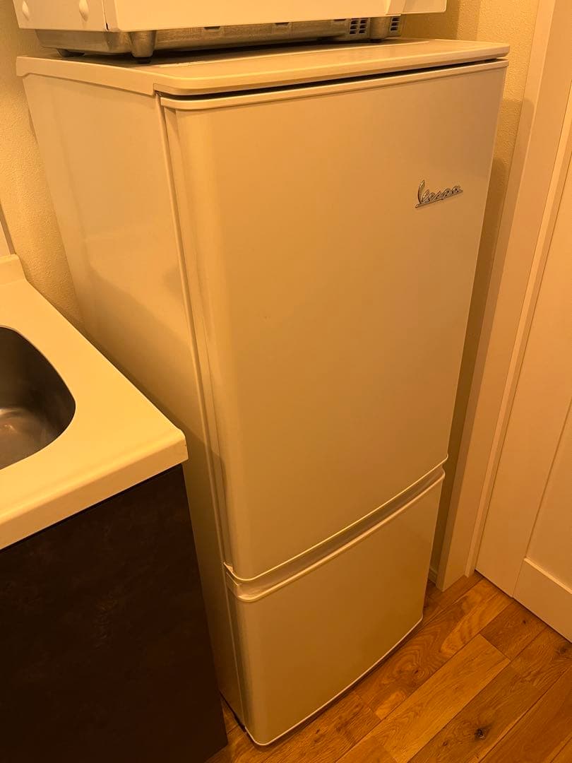 【送料込み・美品】三菱電機 145L 冷蔵庫 2022年製 ホワイト 保証書付