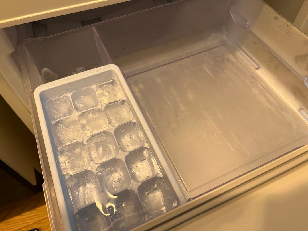 【送料込み・美品】三菱電機 145L 冷蔵庫 2022年製 ホワイト 保証書付