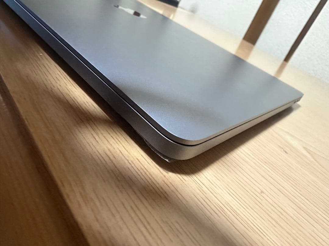 【中古】MacBook Pro 2019 i9 64GB 1TB CTO