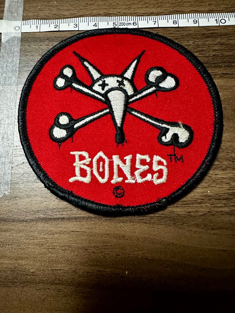 BONES POWELL PERALTA SANTA ワッペン　⑦ 8枚セット