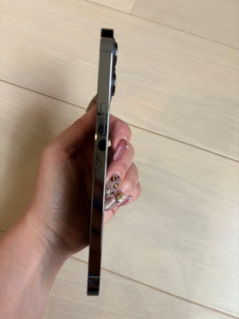 Apple iPhone 12 Pro max グラファイト 本体　256GB