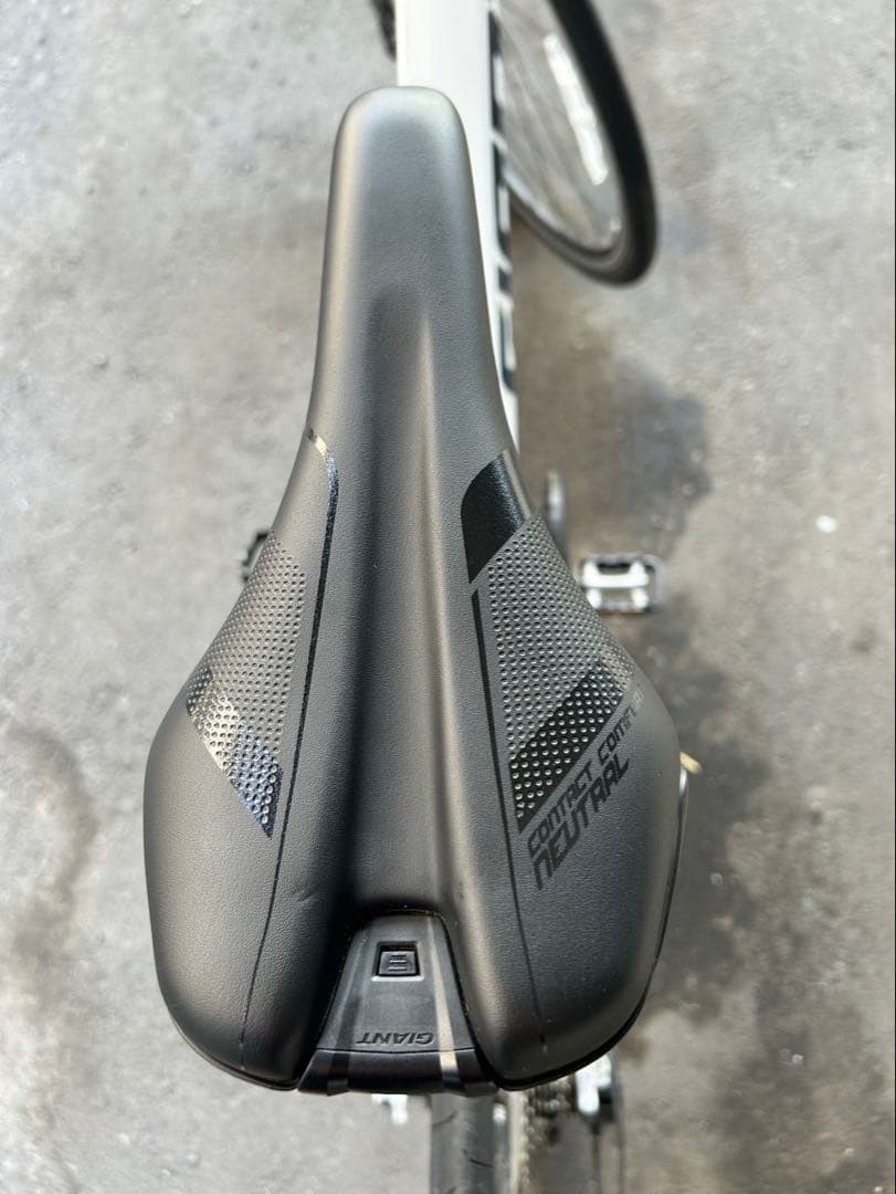 たろうGiant ロードバイク ESCAPE RX Sサイズ(空気入れ付)