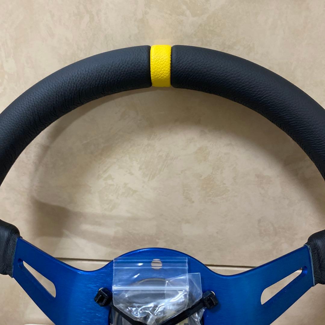 momo スポーツステアリング MOD.08 M-59 ブラックレザー350mm