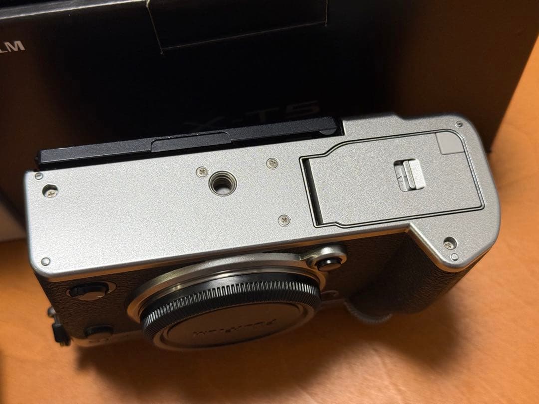 FUJIFILM X-T5 SIGMA 18-50mm F2.8 レンズ