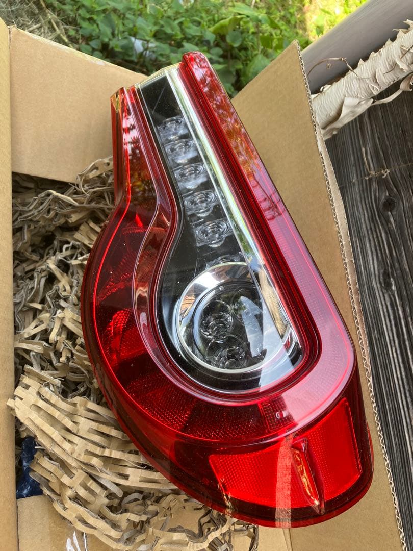 86 BRZ 後期テールランプ　ZN6 ZC6