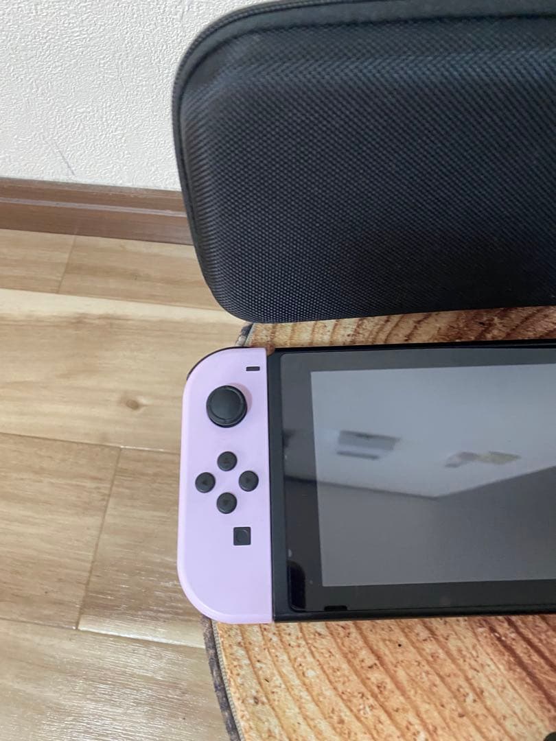 Nintendo Switch ニンテンドースイッチ本体　PNK/RED箱無し