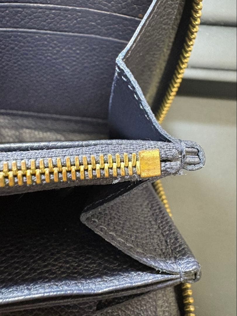 LOUIS VUITTON（ルイヴィトン）　長財布