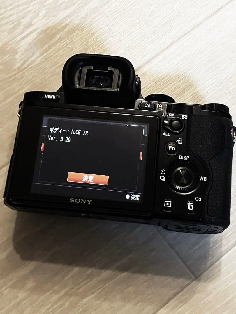SONY α7R フルサイズ　ミラーレスカメラボディ　シャッター回数7200