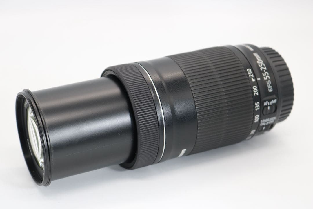 新品級ですが１つチリ 【Canon EF-S 55-250mm IS STM】