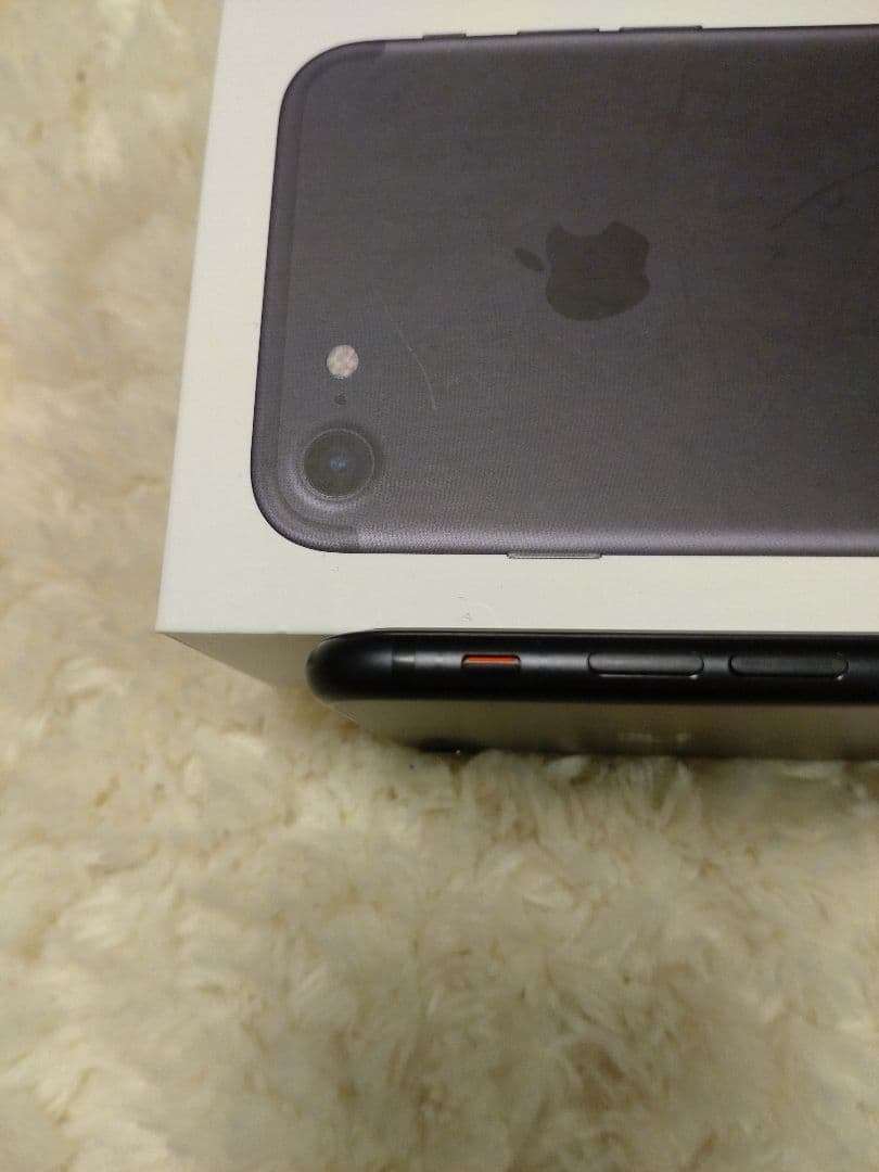 iPhone7 32GB ブラック simフリー 美品 バッテリー95%