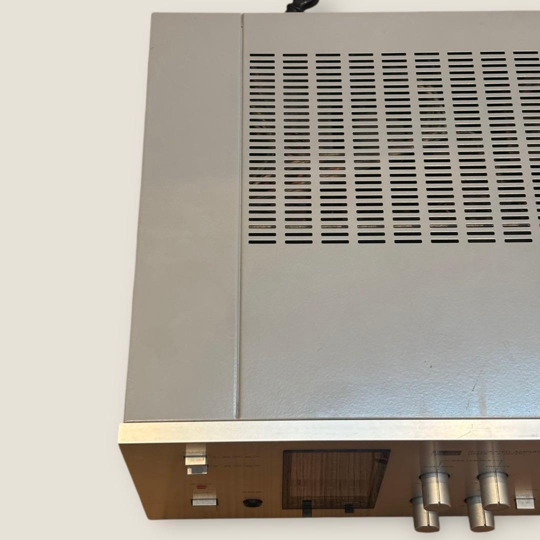 ジャンク品 SANSUI AU-D7プリメインアンプ シルバー サンスイ