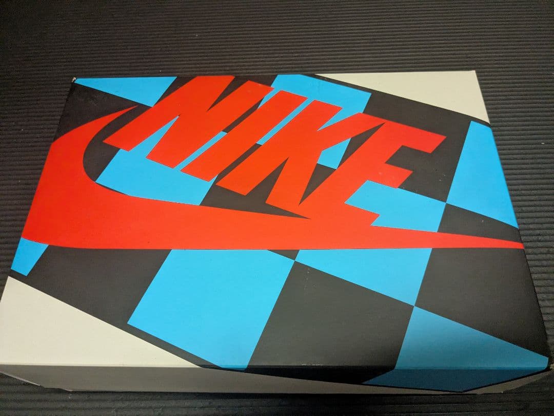 ナイキ　アタック×トラヴィススコット27.5cm