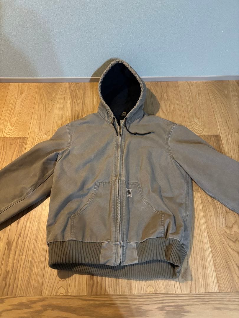 carhartt アクティブジャケット　M