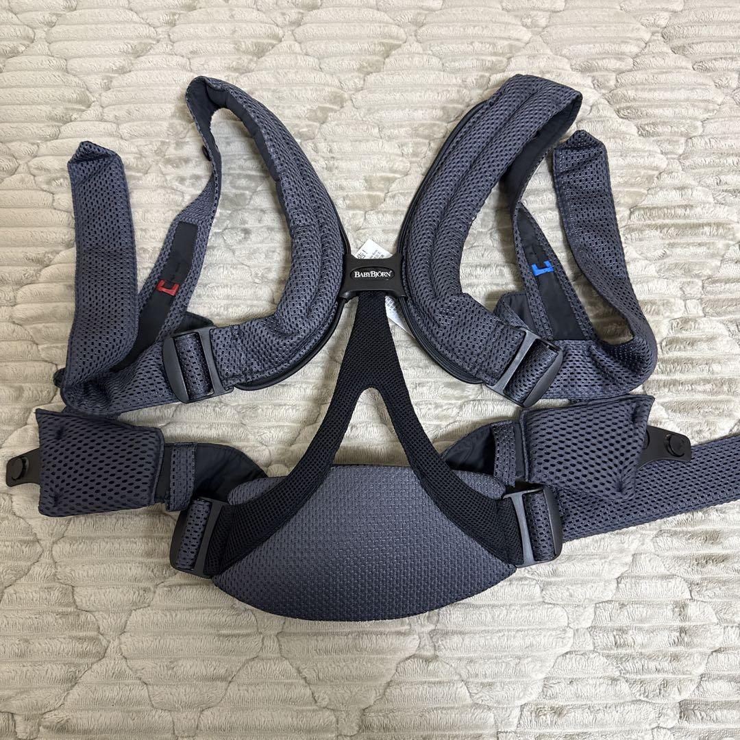 超美品　ベビービョルン ベビーキャリア MOVE エアリーメッシュ