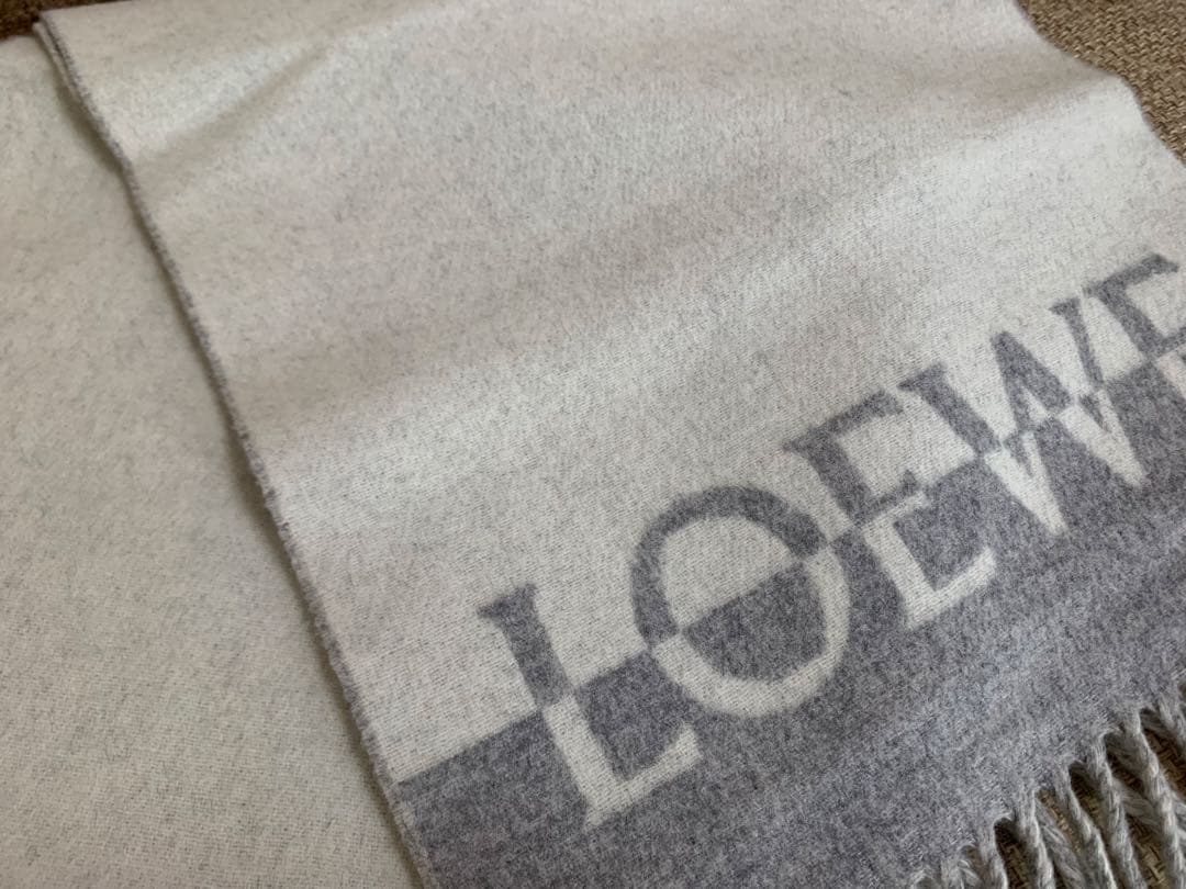 LOEWE ロエベ　マフラー