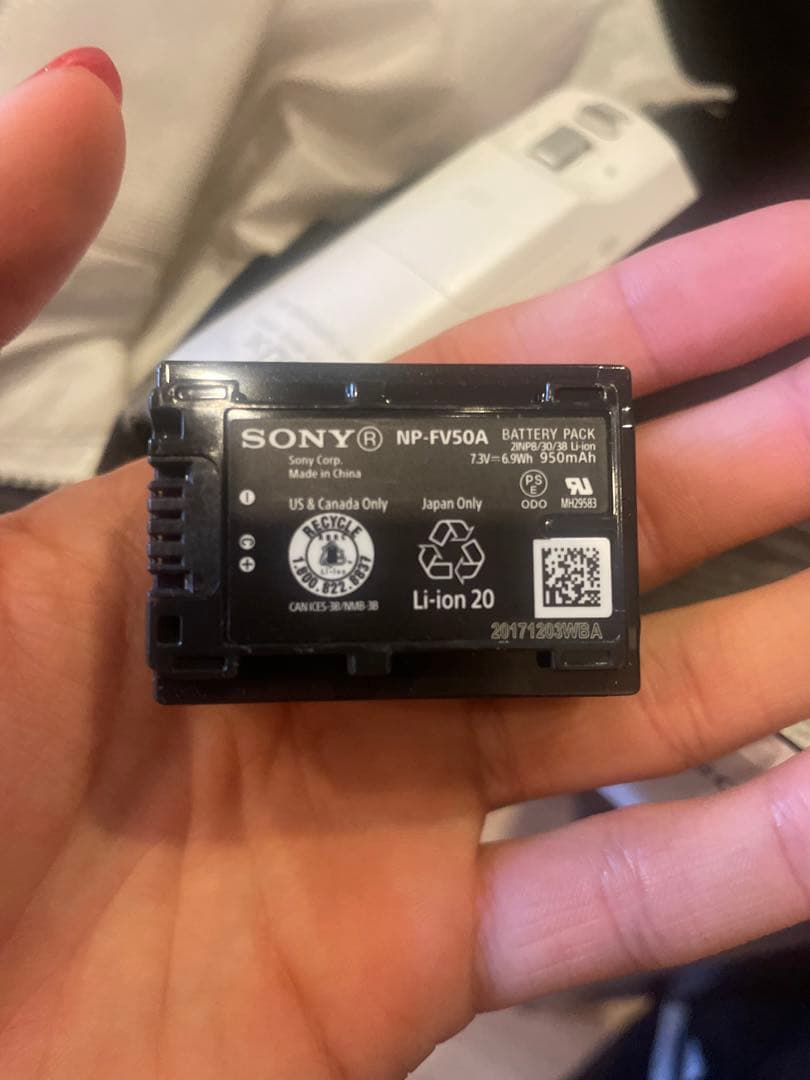 SONY HDR-CX680 HDビデオカメラ 【即日発送】