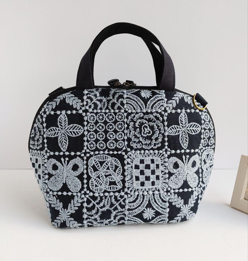 １点のみ　レア　swing camellia　ミニサイズまるいファスナーバッグ