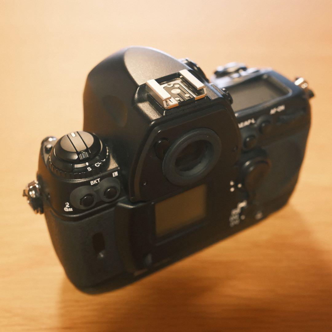 フィルムカメラ Nikon F6 + AI AF Nikkor 35mm F2D