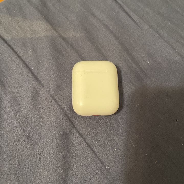 Apple AirPods 第二世代