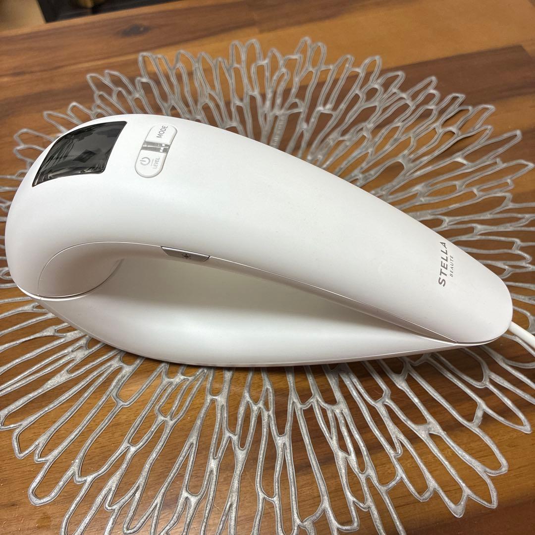【美品】定価68000円STELLABEAUTE 脱毛器＆美顔器