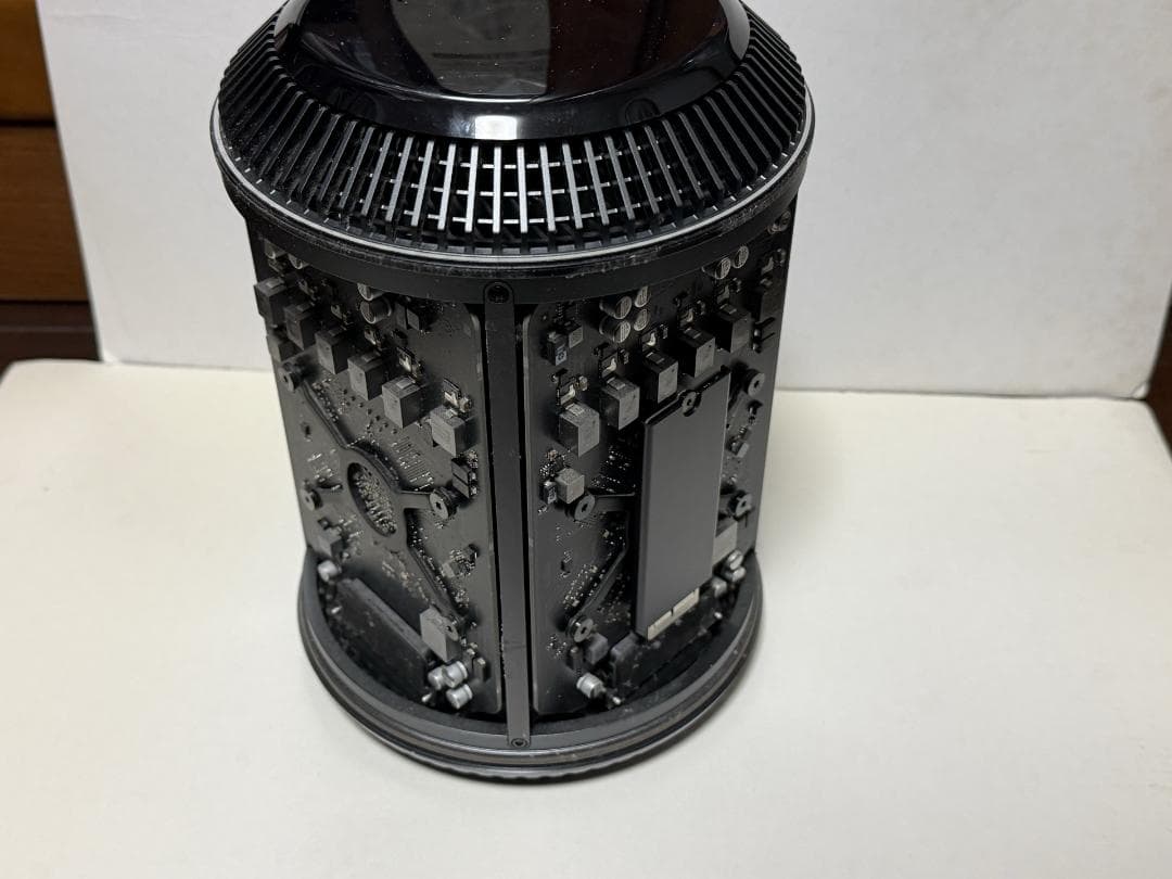 Macデスクトップ Mac Pro 2013 32GB Mem D300 1TB SSD DTM