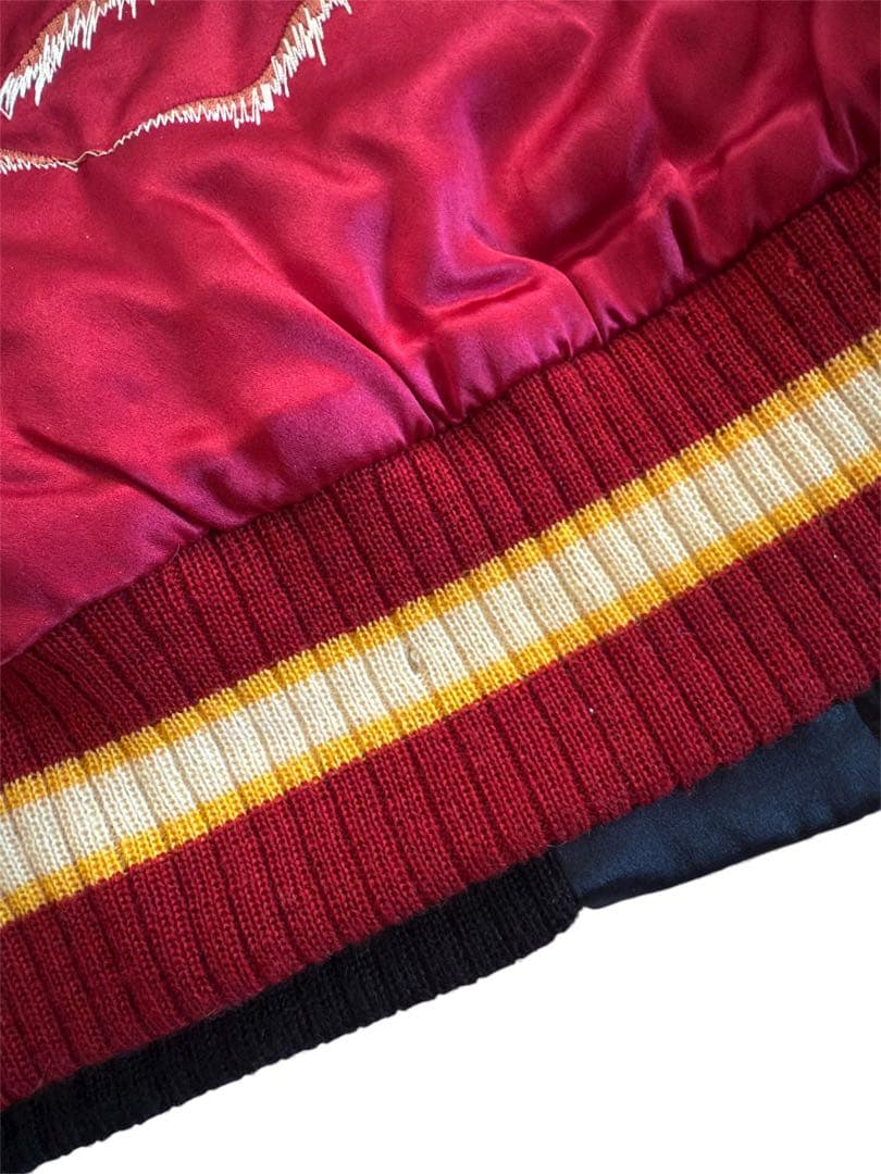 ❗️本日限定値下げ❗️虎と鷹刺繍 赤金 スカジャン 100%シルク リバーシブル