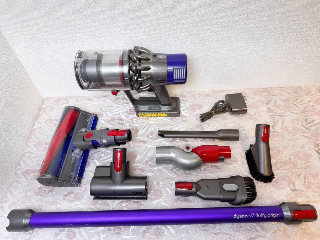 226-ダイソン dyson v10 sv12 掃除機 作動品