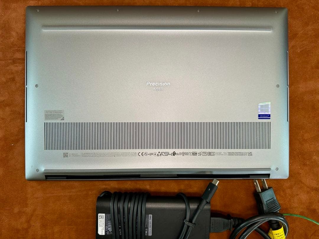 Windowsノート本体 Dell Precision 5560 i7-11850H 16GB 512GB