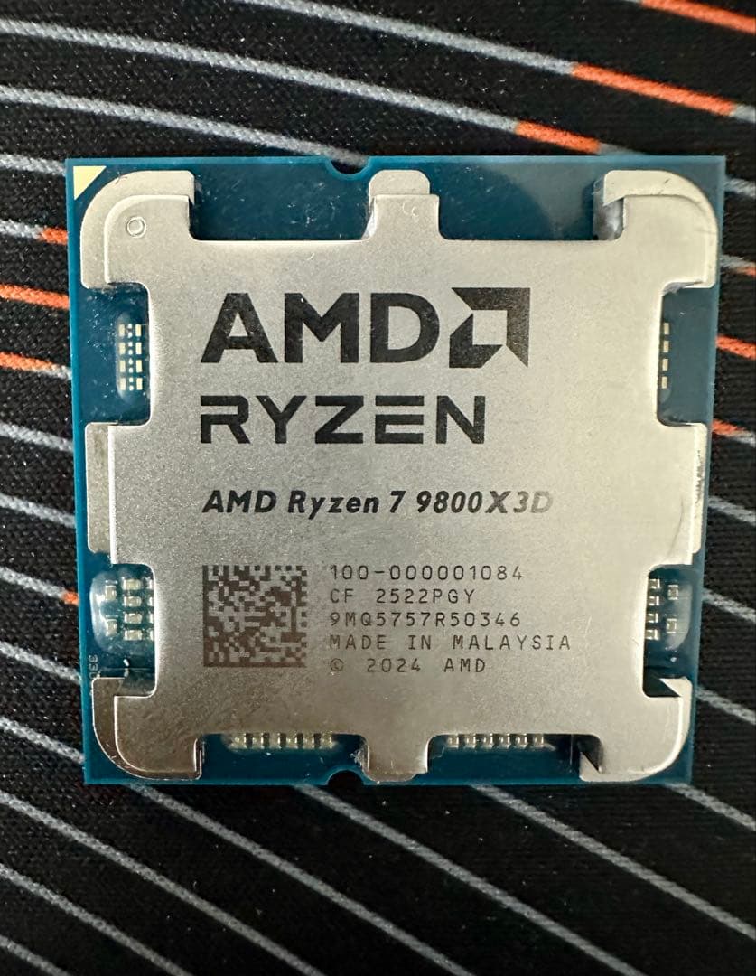 CPU AMD RYZEN 7 9800X3d