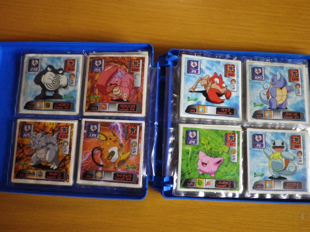 【値下げしました!!】レア ポケモン最強シール2000 コレクションボックス付