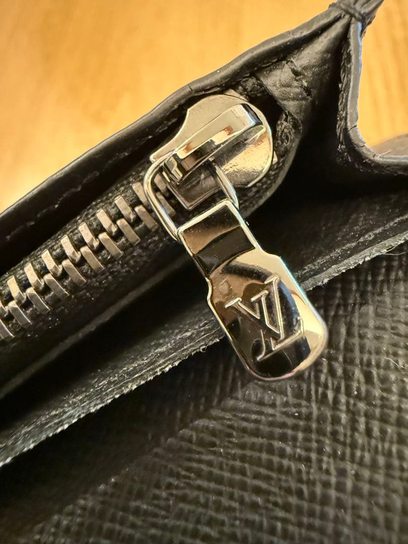 ルイ・ヴィトン 長財布 ブラック モノグラム